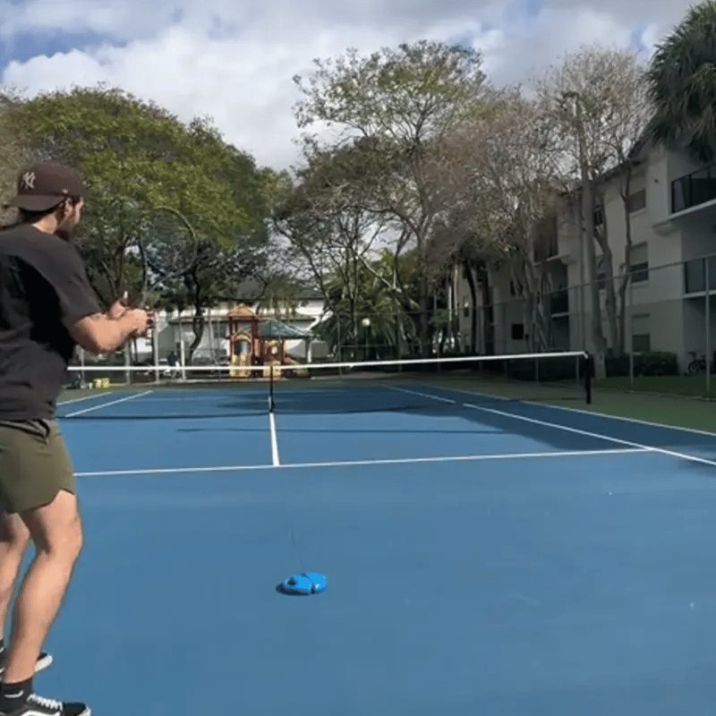 Tennis trainer