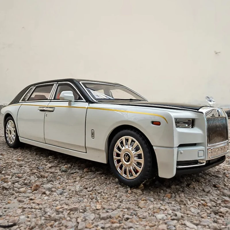 Pro Rolls-Royce Phantom( 1:18) - Image 4